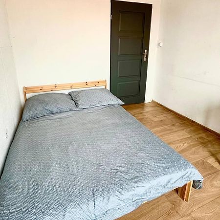 Comfy, Nice And Small Room In Krakau Buitenkant foto
